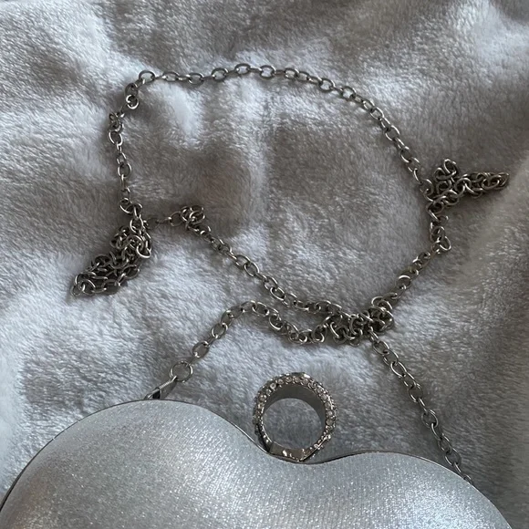 ALESSIA PEARL AND STONE BRIDAL CLUTCH PURSE - Picture 6 of 8